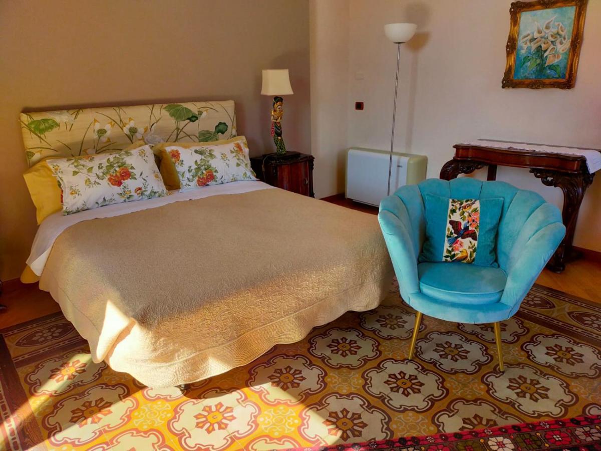 Crociferi B&B カターニア エクステリア 写真
